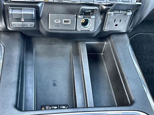 Used 2023 Chevrolet Silverado 2500 High Country image 39
