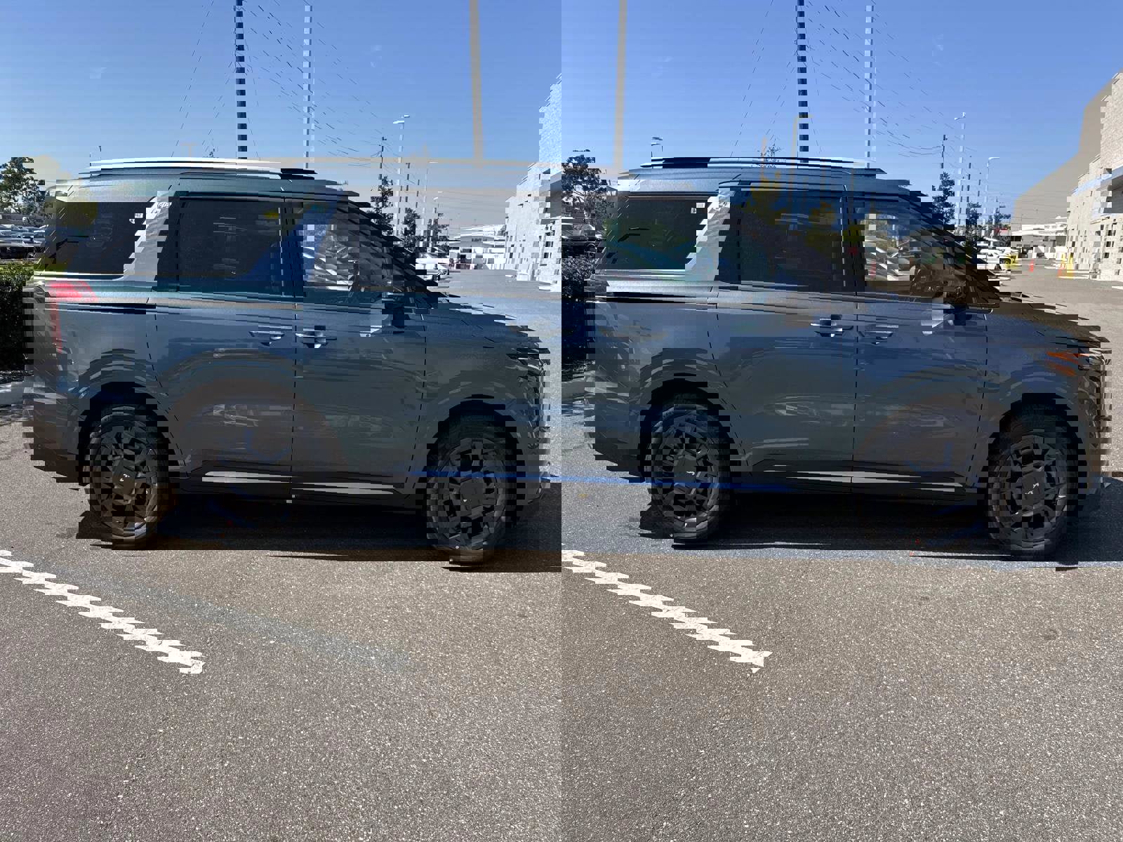 New 2026 Kia Carnival SX image 4