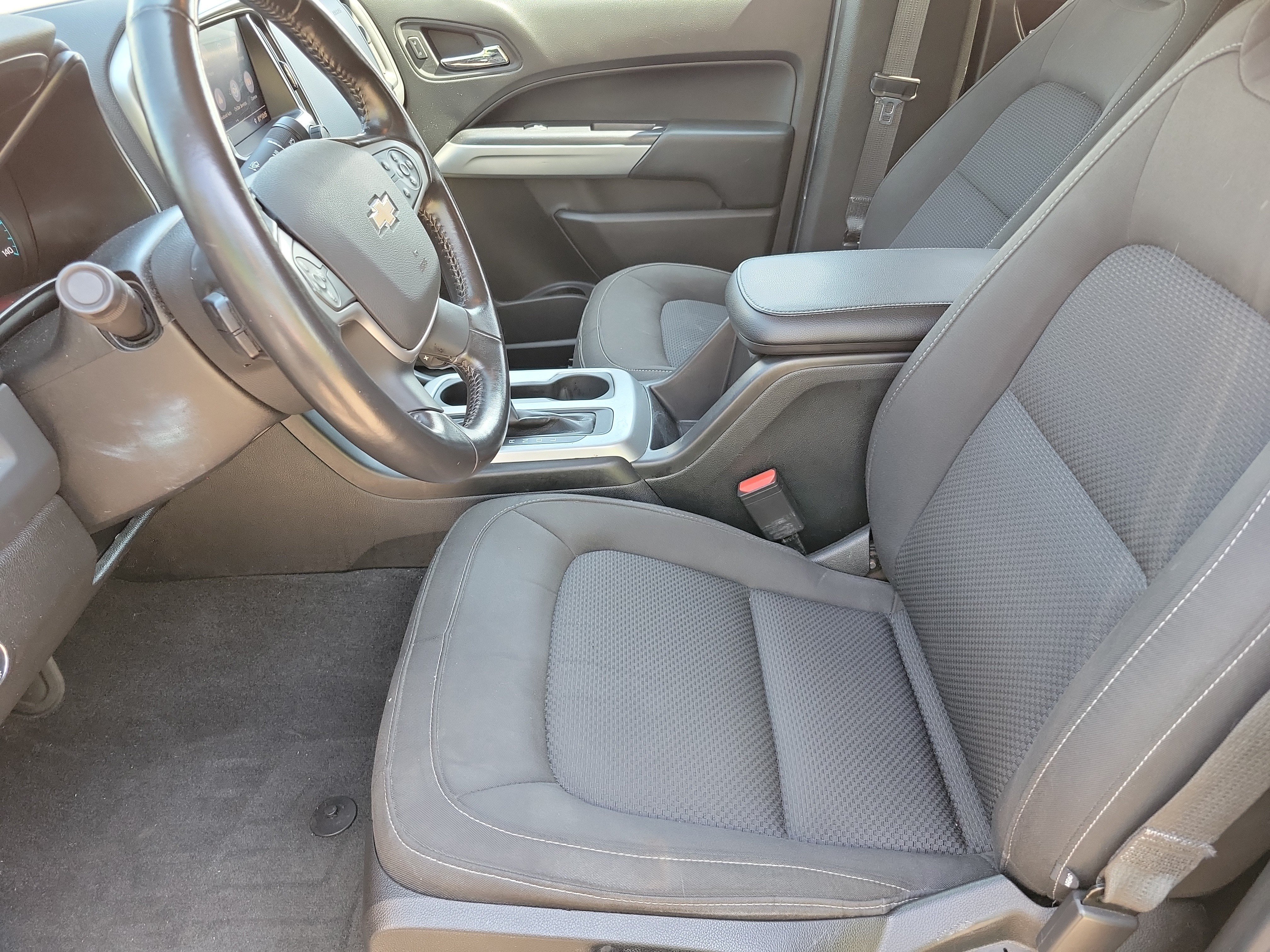 Used 2021 Chevrolet Colorado LT w/ LT Convenience Package RWD image 3