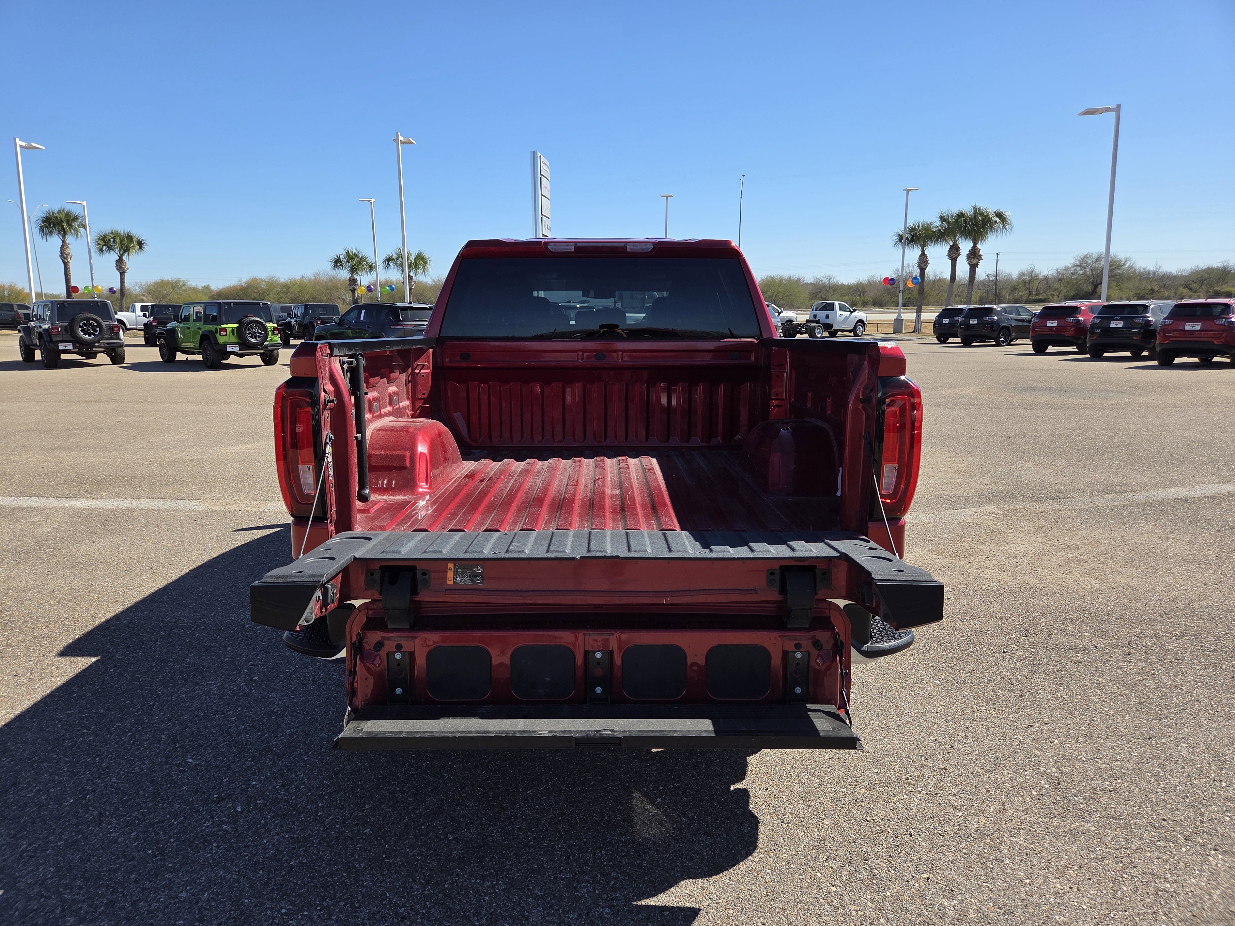 Used 2024 GMC Sierra 1500 SLT w/ X31 Off-Road Package image 28