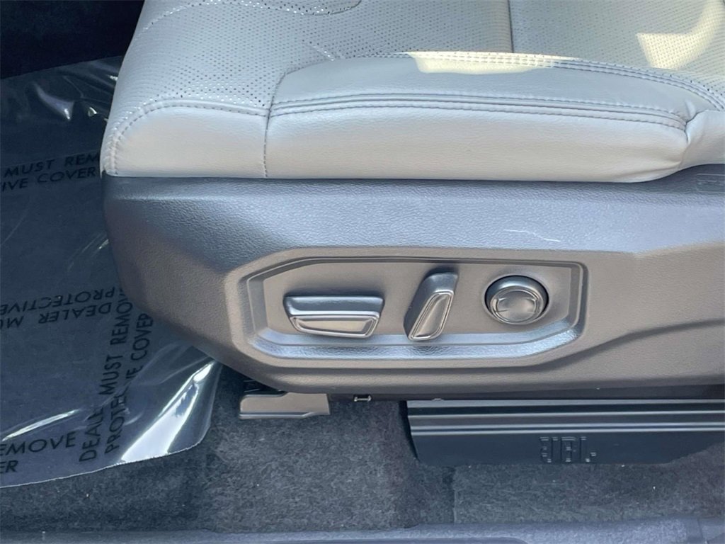 Used 2024 Toyota Sequoia Limited image 17