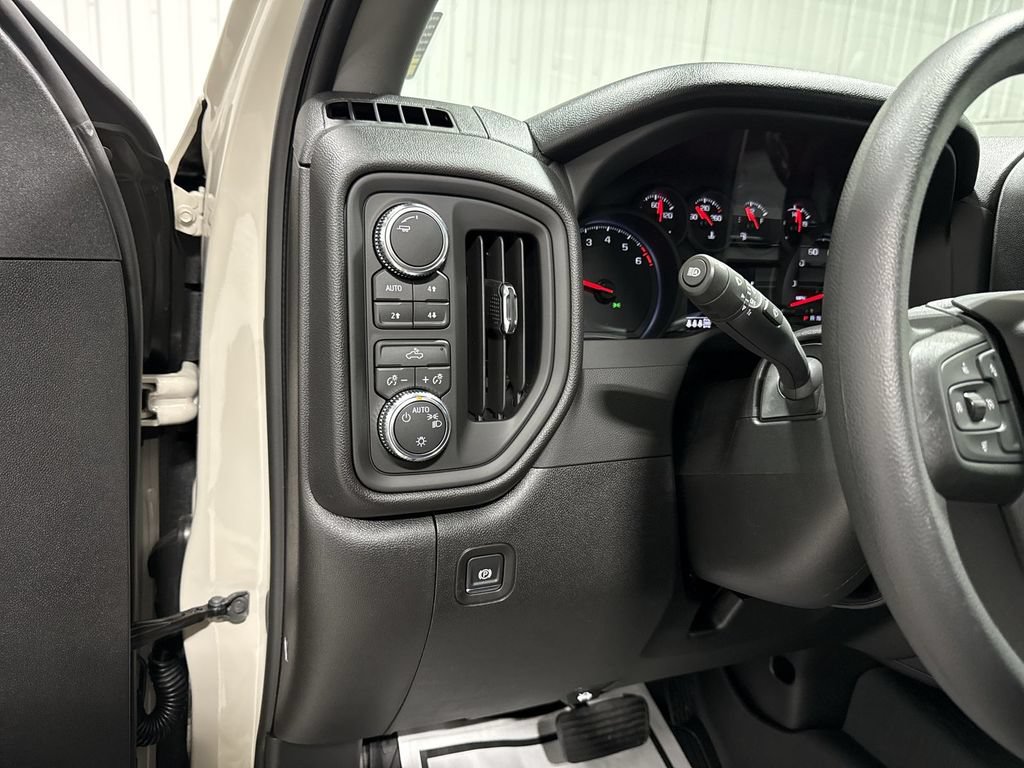 New 2026 GMC Sierra 1500 Pro w/ Graphite Edition AWD/4WD image 18