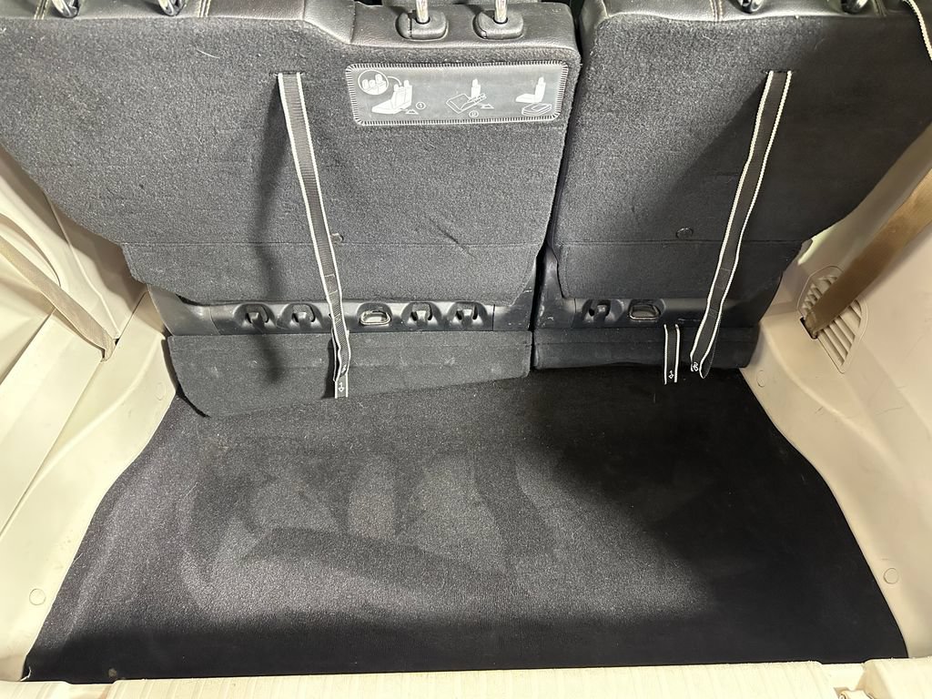 Used 2018 Chrysler Pacifica Touring-L FWD image 27