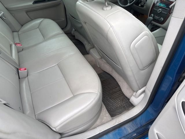 Used 2010 Chevrolet Impala LT w/ Luxury Edition Package FWD image 14