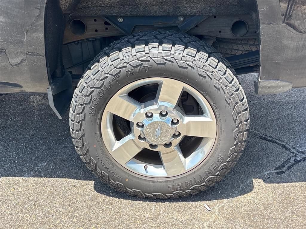 Used 2017 Chevrolet Silverado 2500 LT w/ All Star Edition AWD/4WD image 14