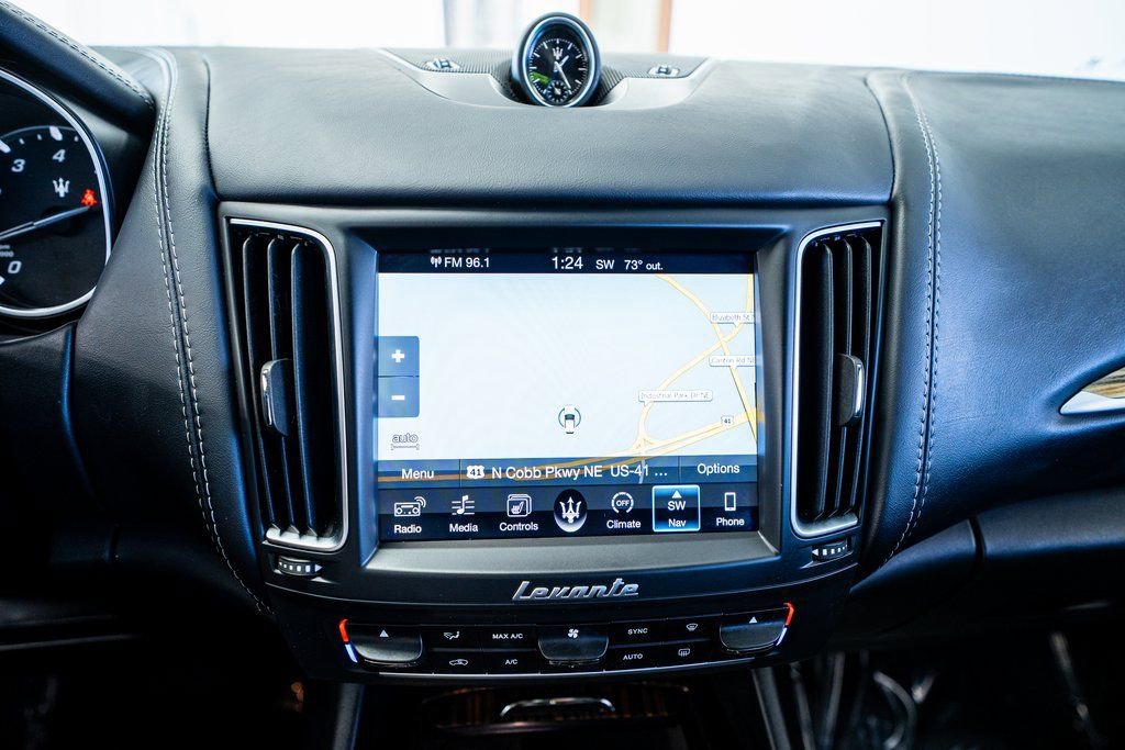 Used 2017 Maserati Levante w/ Luxury Package image 47