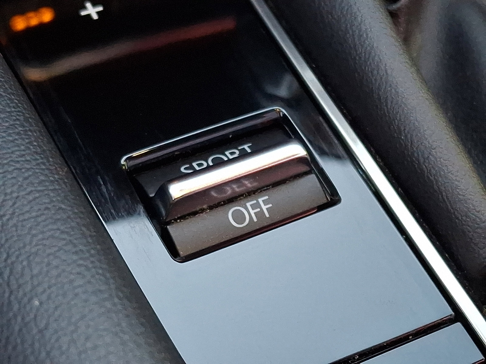 Used 2023 MAZDA MAZDA3 s image 28