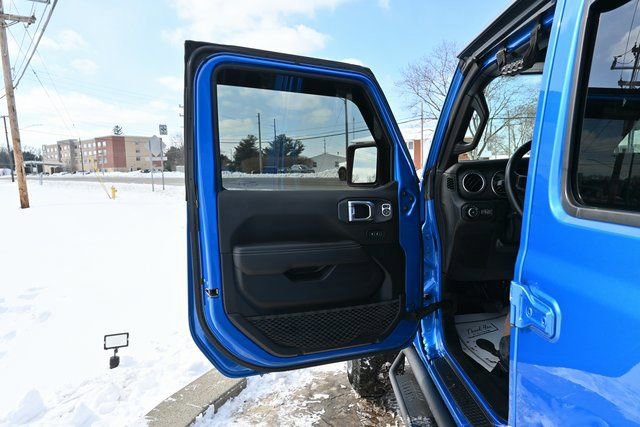 Used 2021 Jeep Wrangler Unlimited Sahara image 24