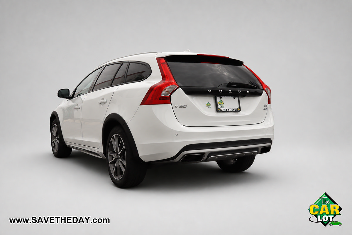 Used 2018 Volvo V60 T5 Cross Country w/ Convenience Package AWD/4WD image 6