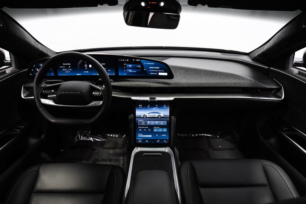 Used 2024 Lucid Air Touring image 17
