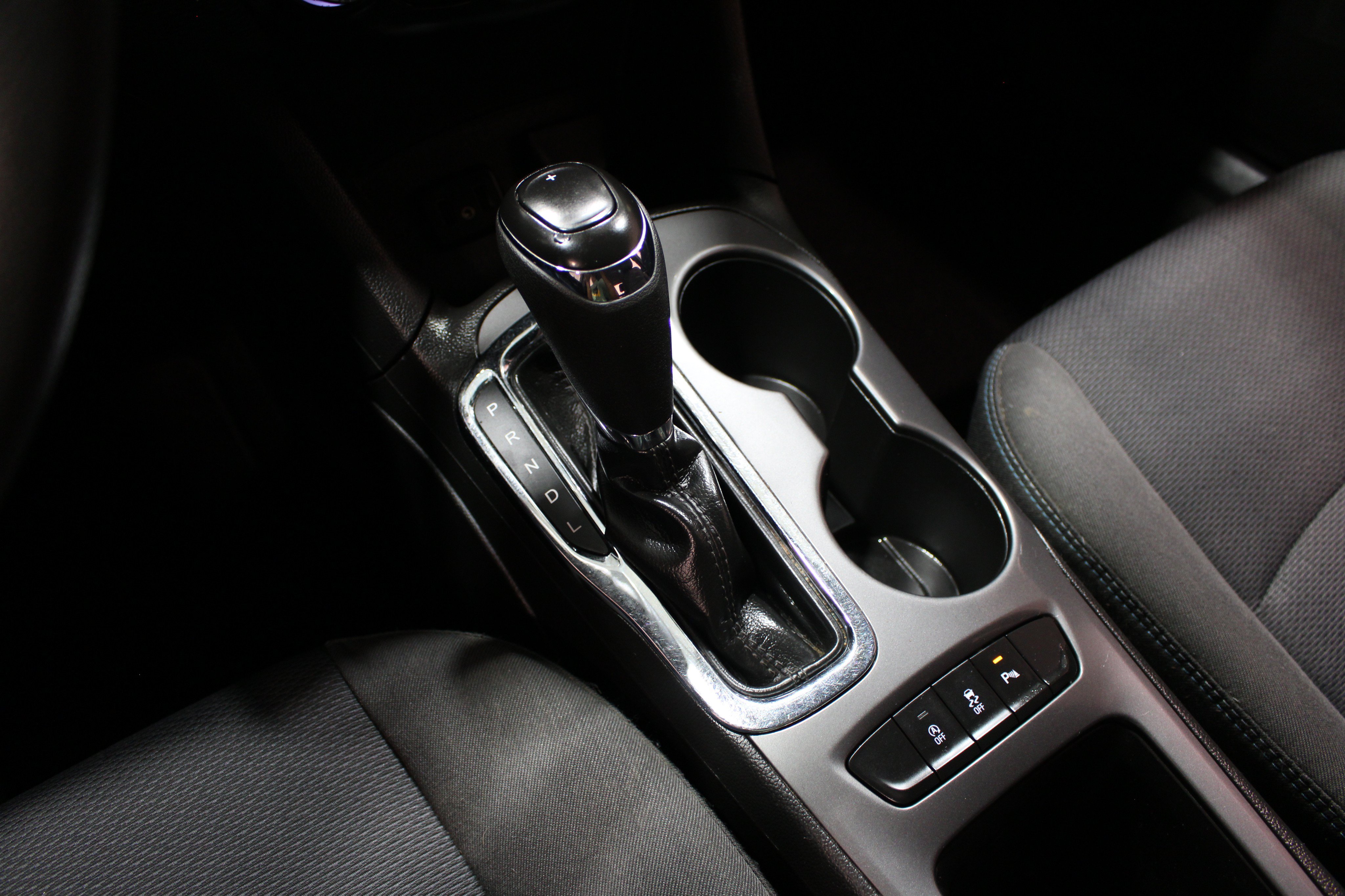 Used 2019 Chevrolet Cruze LT w/ Convenience Package FWD image 20