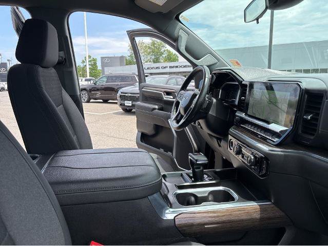 Used 2023 Chevrolet Silverado 1500 RST w/ Protection Package AWD/4WD image 16