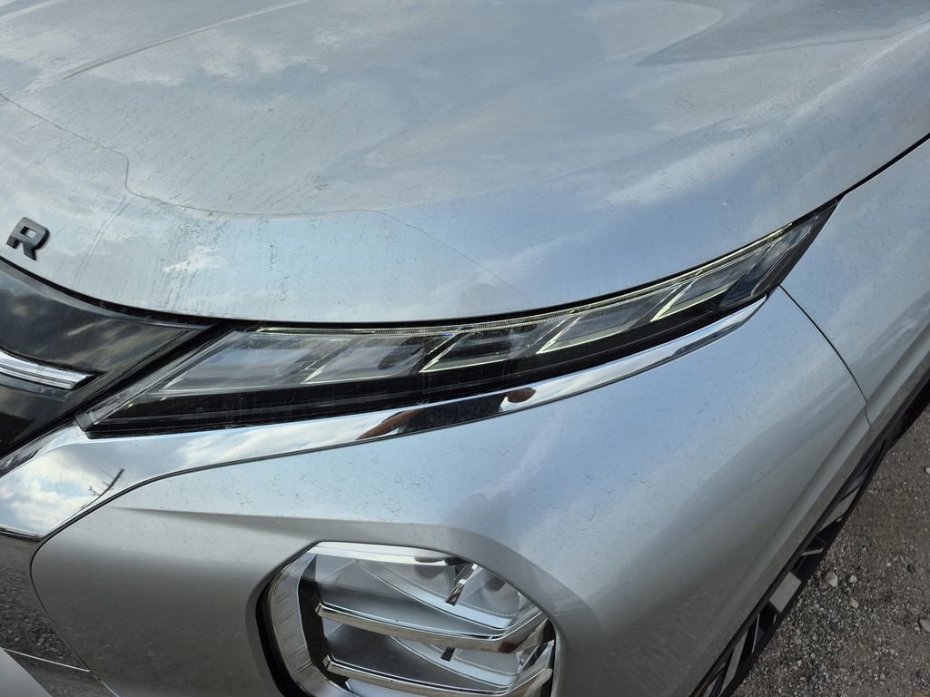 New 2026 Mitsubishi Outlander SE image 65