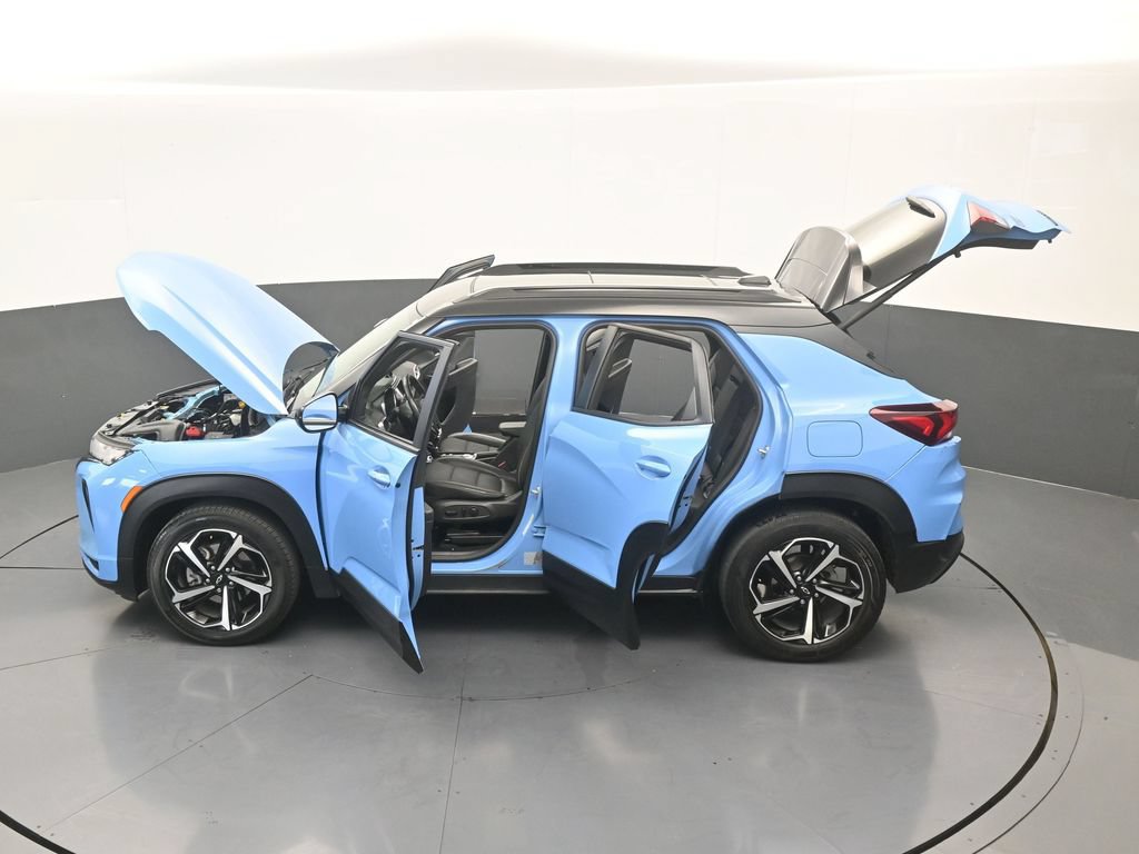 Used 2023 Chevrolet TrailBlazer RS w/ Sun and Liftgate Package FWD image 65