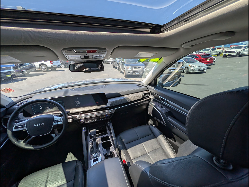 Used 2024 Kia Telluride EX AWD/4WD image 16