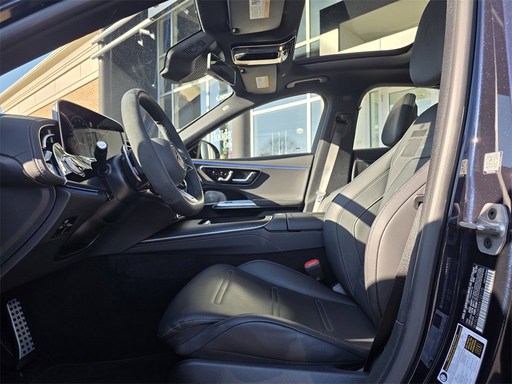 Certified 2025 Mercedes-Benz E 53 AMG e 4MATIC Sedan image 22