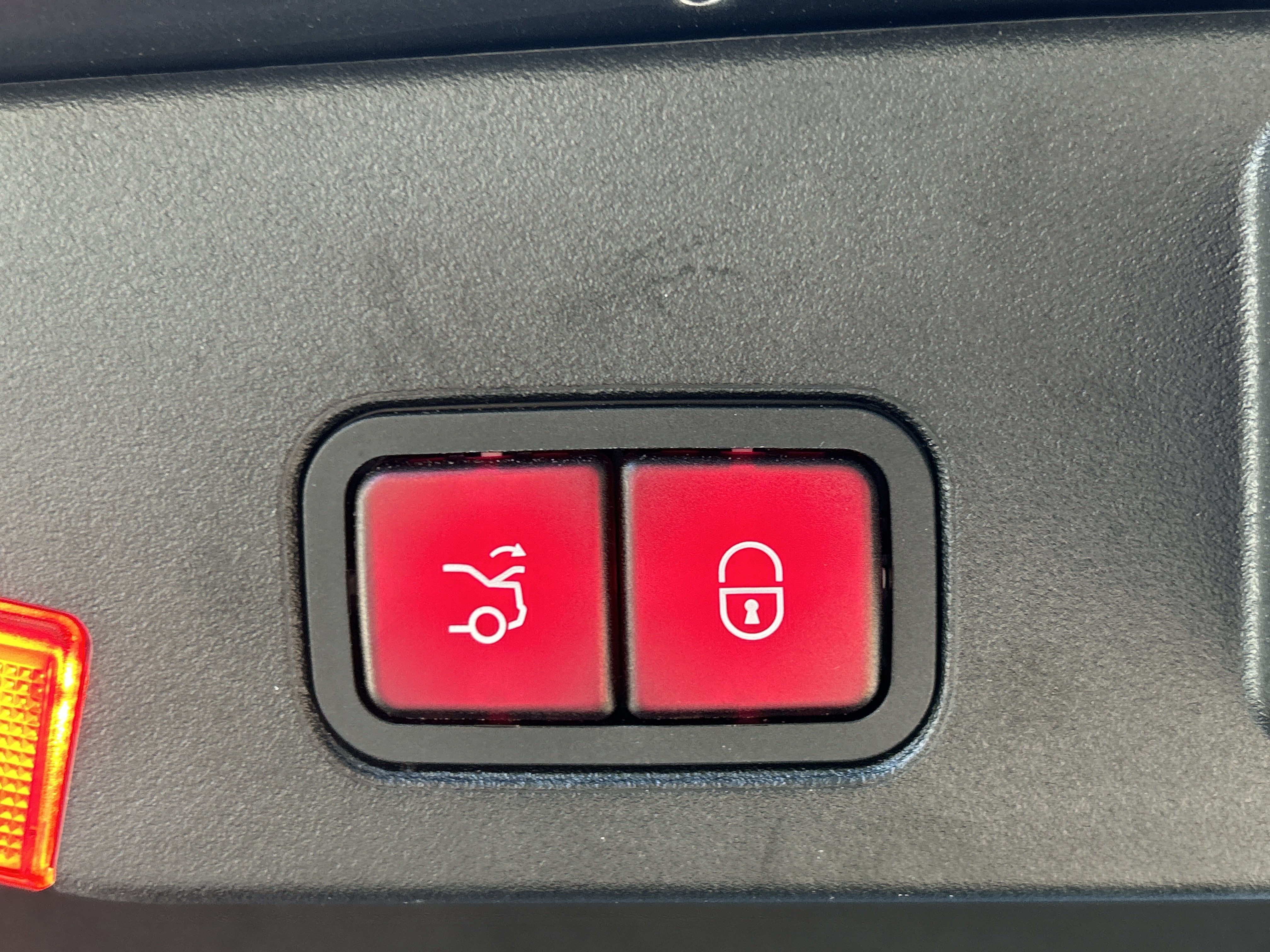 Used 2018 Mercedes-Benz SL 450 image 19