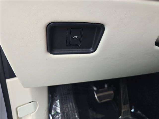 Used 2023 Land Rover Range Rover SE AWD/4WD image 26