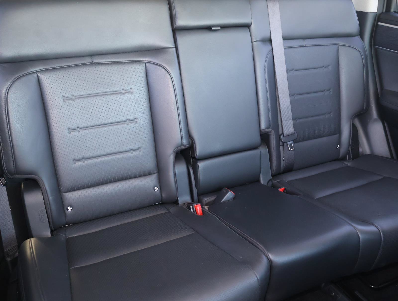 Used 2025 Hyundai Santa Fe Limited FWD image 19
