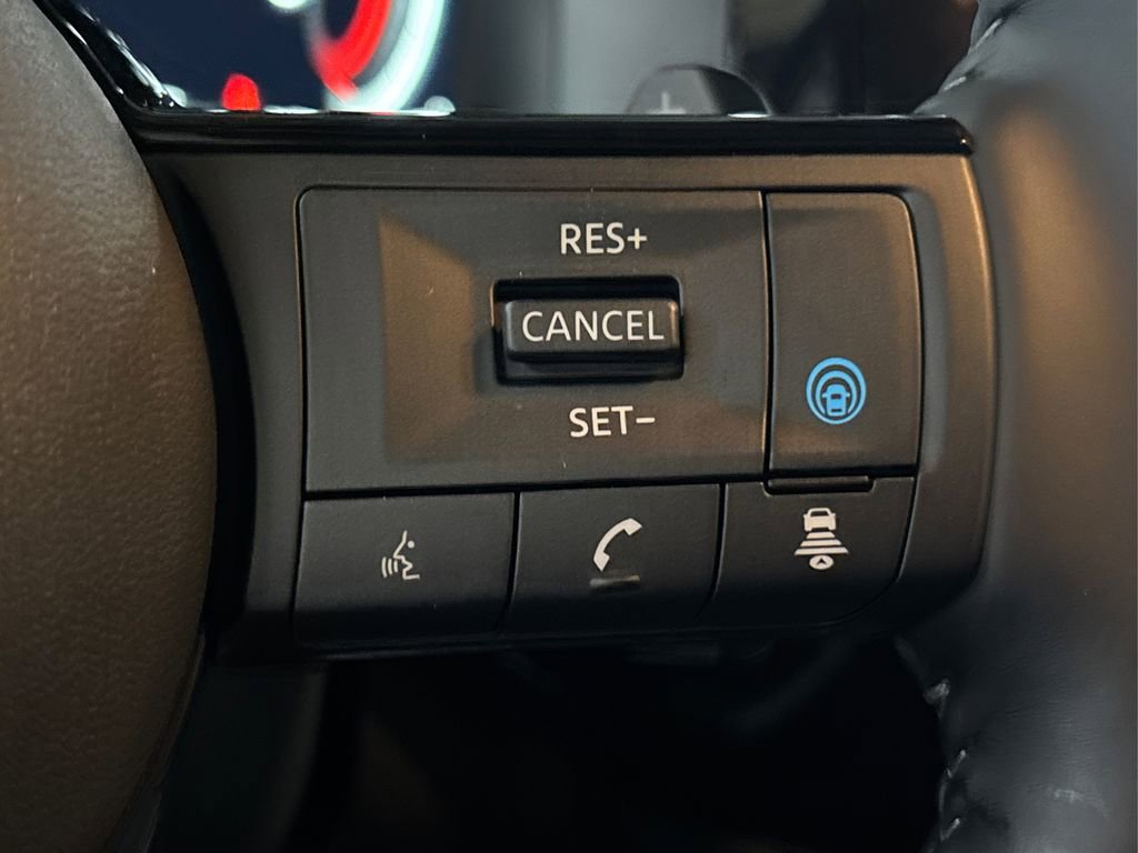 New 2025 Nissan Pathfinder Platinum w/ Cargo Package image 21