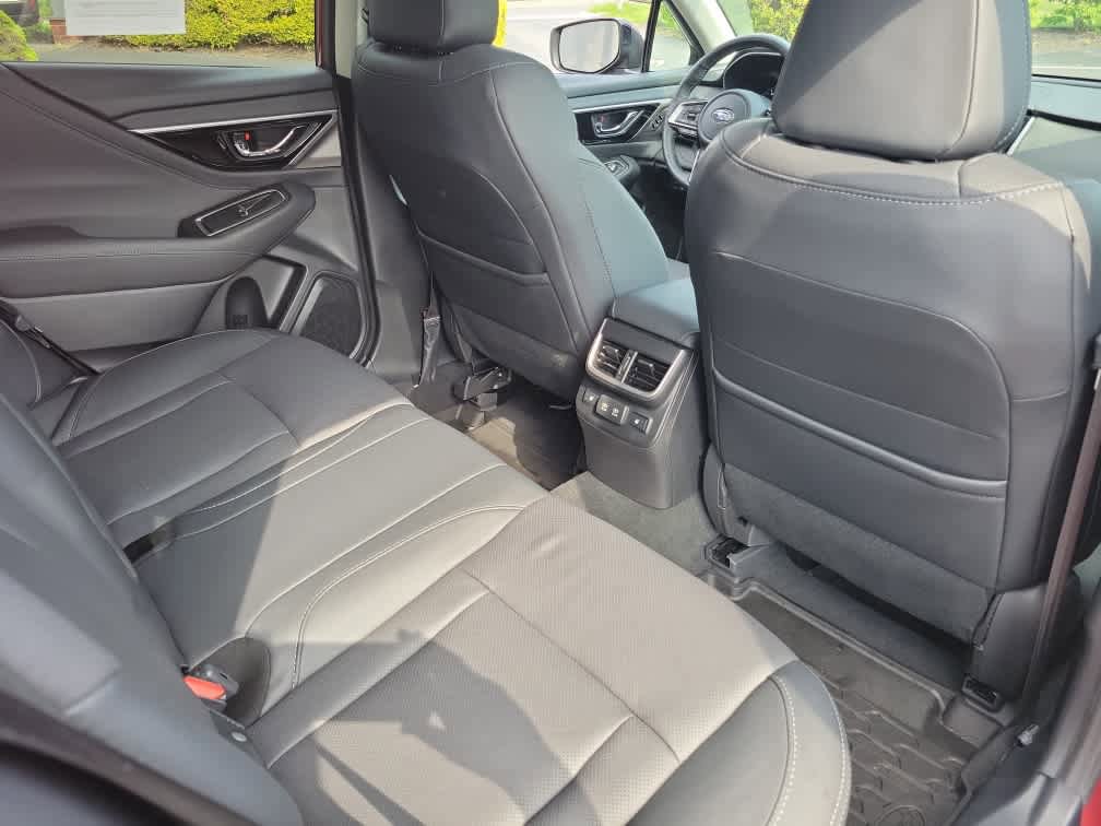 Used 2020 Subaru Outback Limited XT AWD/4WD image 33