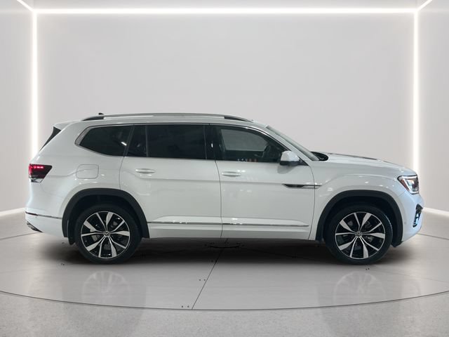 Certified 2026 Volkswagen Atlas SEL Premium R-Line AWD/4WD image 7