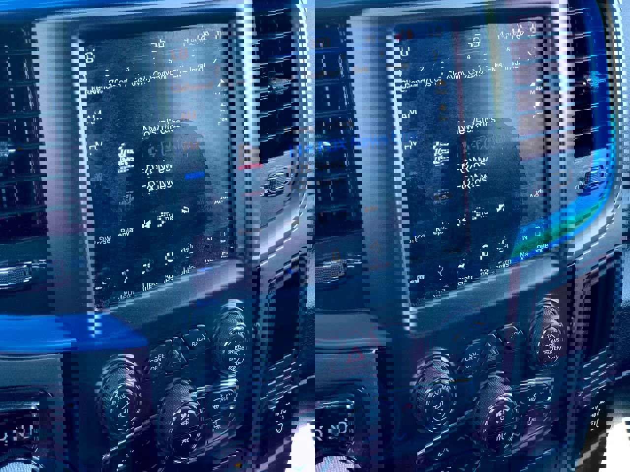 Used 2018 RAM 1500 Sport w/ Hydro Blue Sport Package image 27