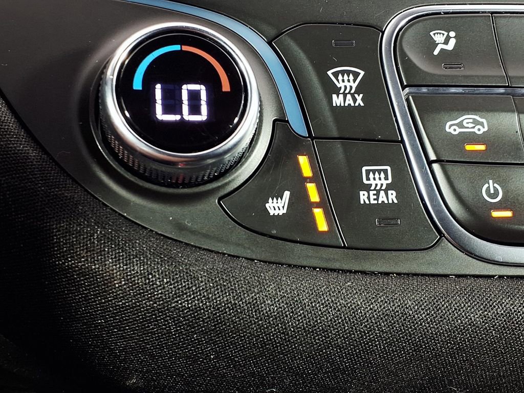 Used 2023 Chevrolet Malibu LT image 15