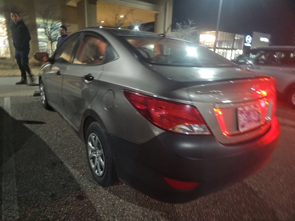 Used 2013 Hyundai Accent GLS image 5