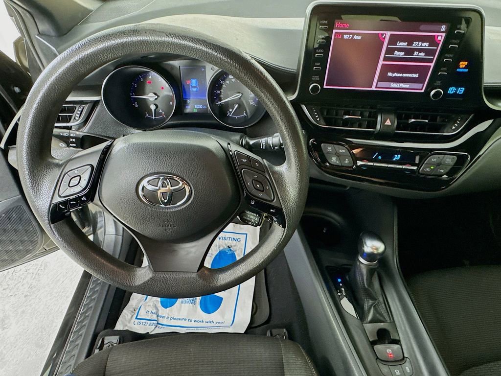 Used 2019 Toyota C-HR LE FWD image 12