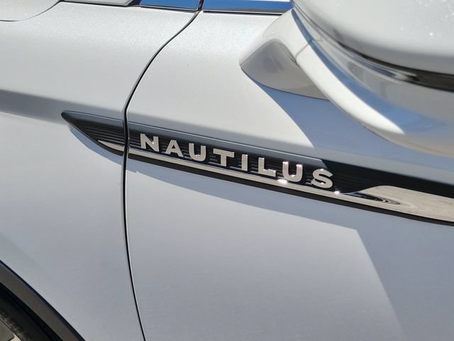 Certified 2023 Lincoln Nautilus Reserve AWD/4WD image 7