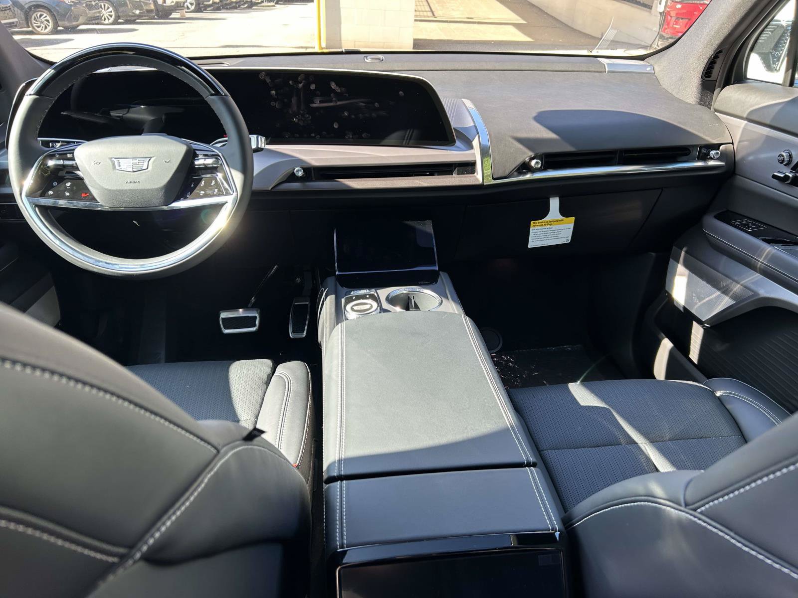 New 2027 Cadillac Vistiq Luxury AWD/4WD image 15