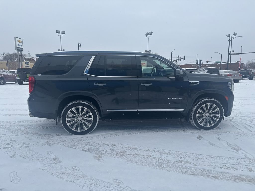 Used 2021 GMC Yukon Denali w/ Advanced Technology Package image 10