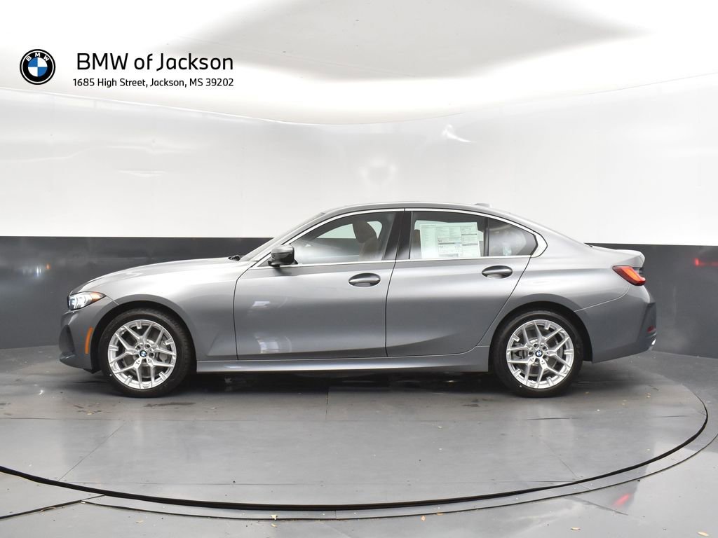 New 2026 BMW 330i Sedan w/ Convenience Package RWD image 4