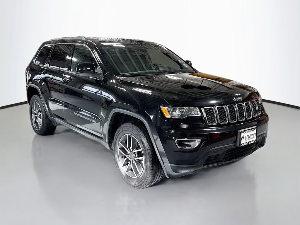 Used 2020 Jeep Grand Cherokee Laredo w/ Security & Convenience Group image 3