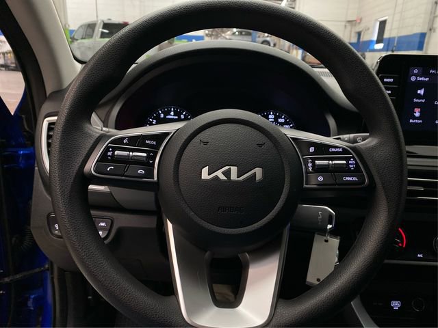 Used 2023 Kia Seltos LX image 21