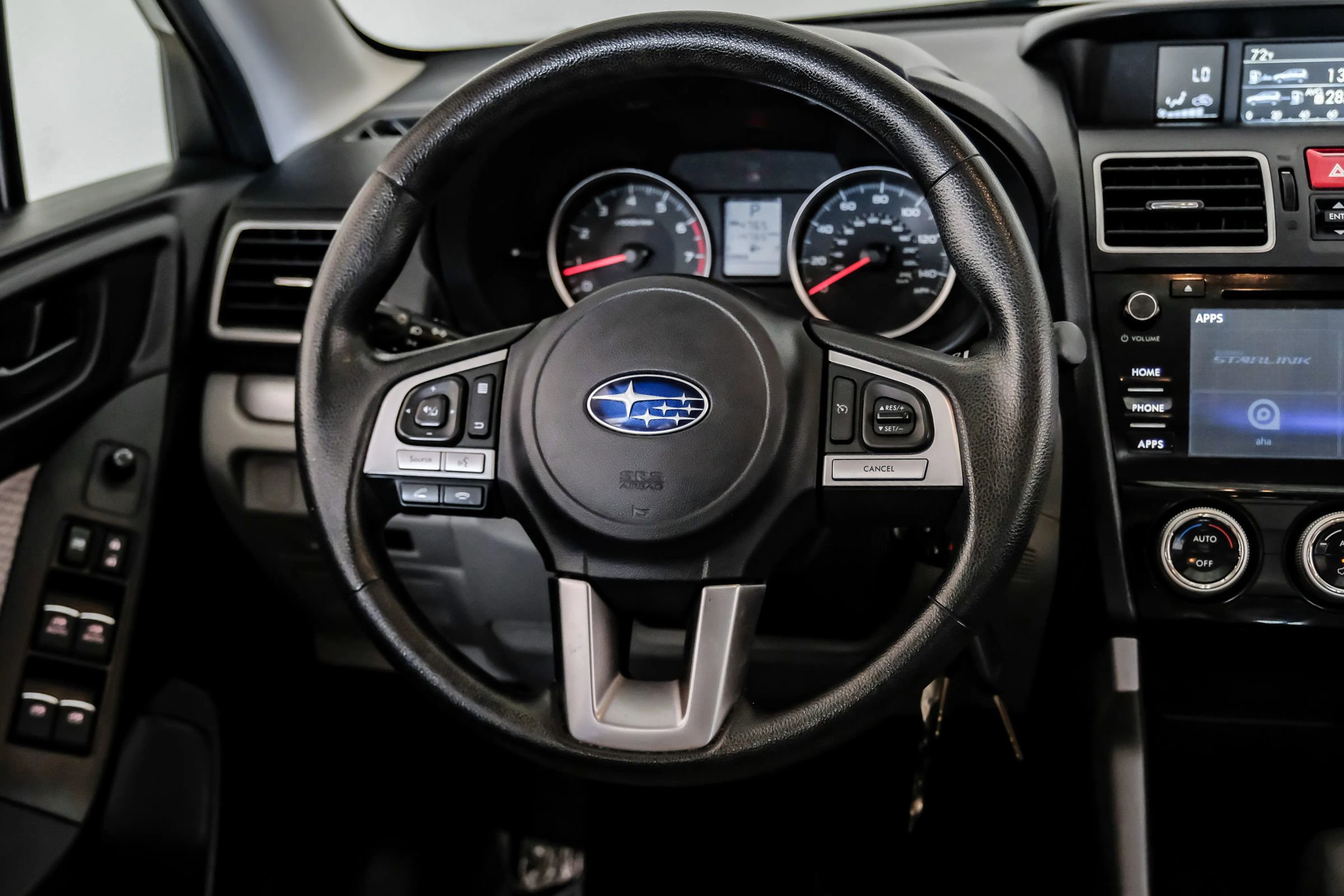 Used 2018 Subaru Forester 2.5i Premium w/ Popular Package #2A AWD/4WD image 15