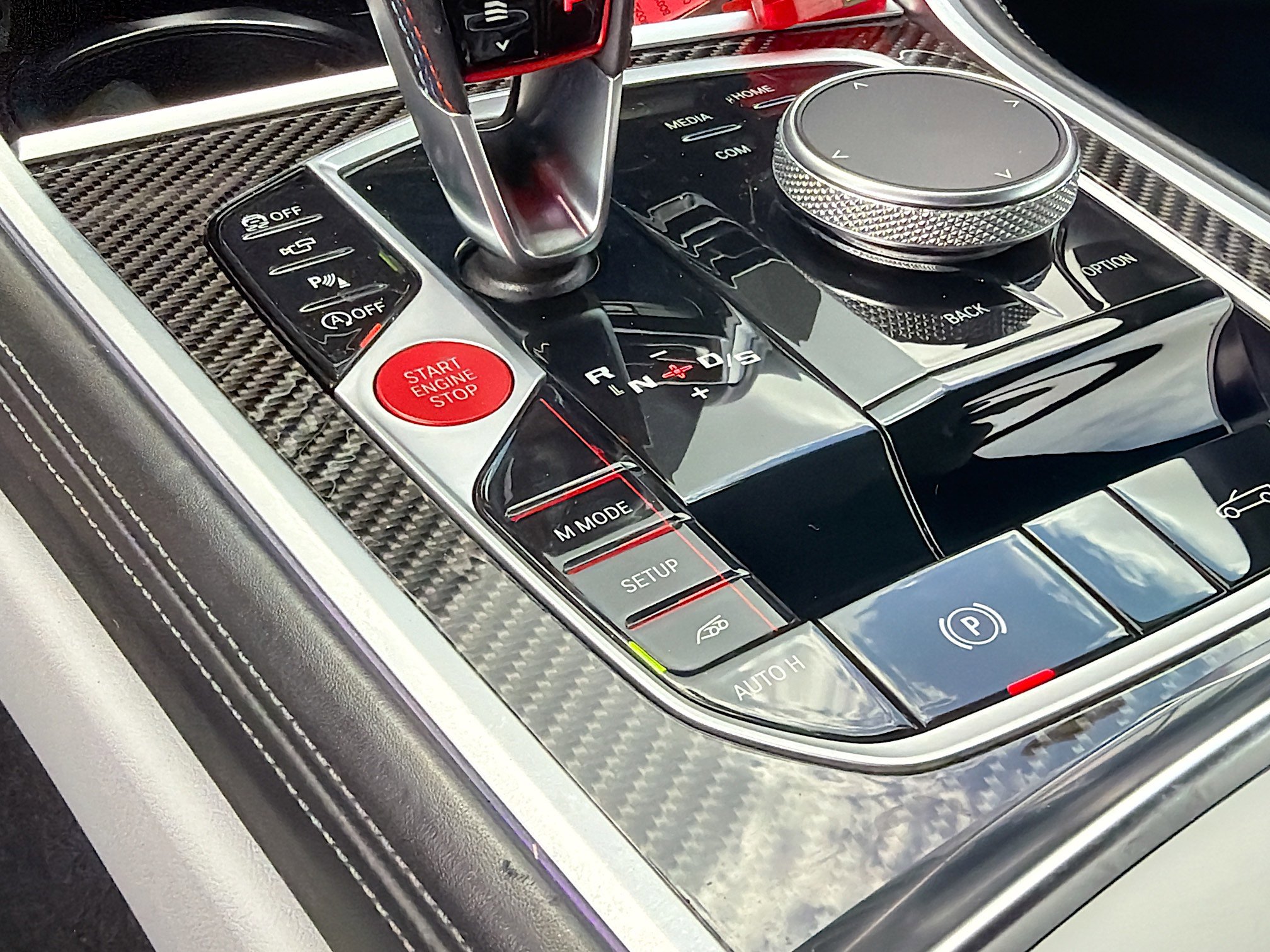 Used 2020 BMW M8 Convertible w/ Driving Assistance Package image 27