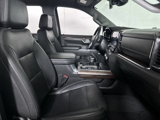 Used 2023 GMC Sierra 1500 SLT AWD/4WD image 29