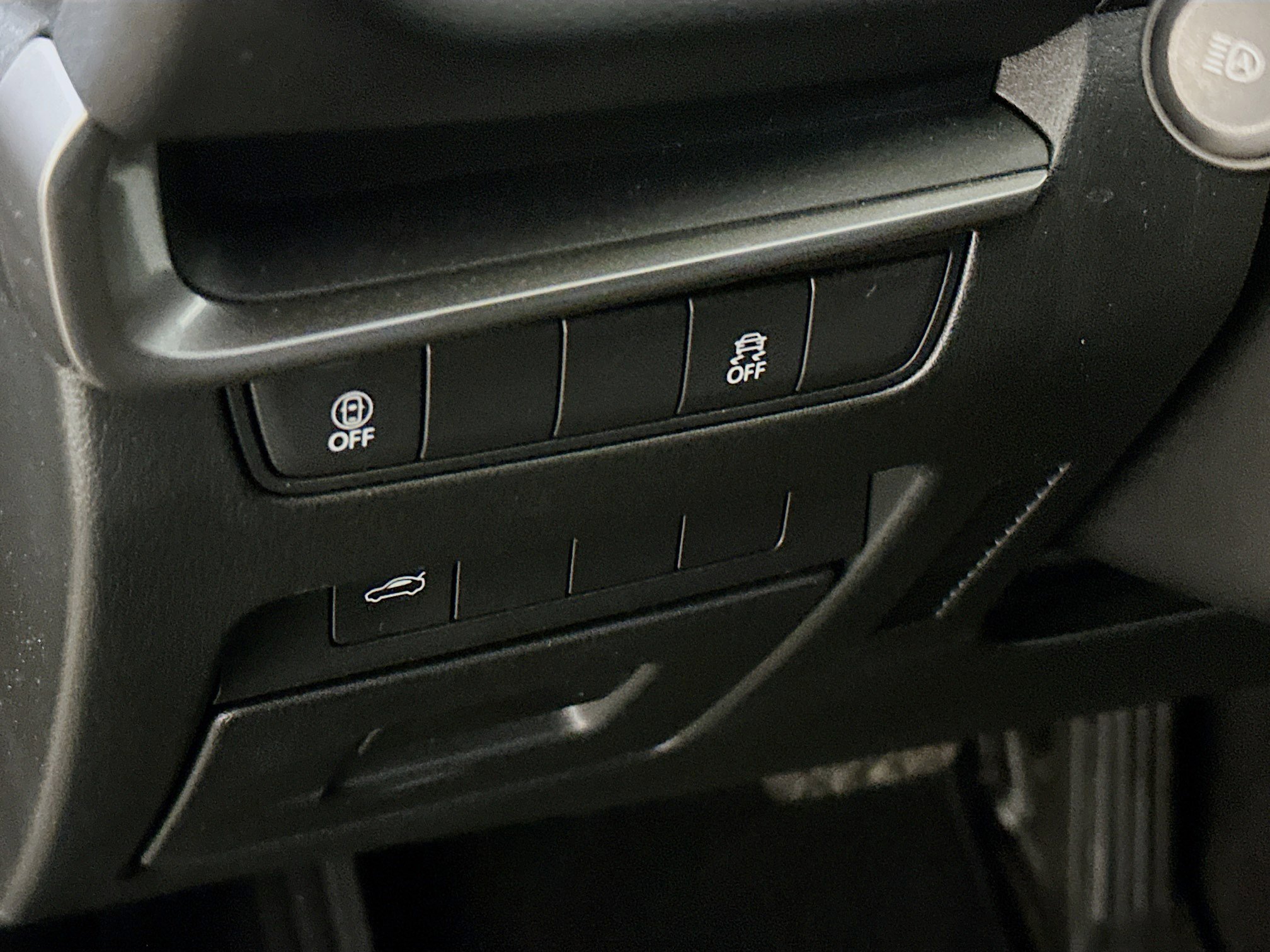 Used 2022 MAZDA MAZDA3 s image 17