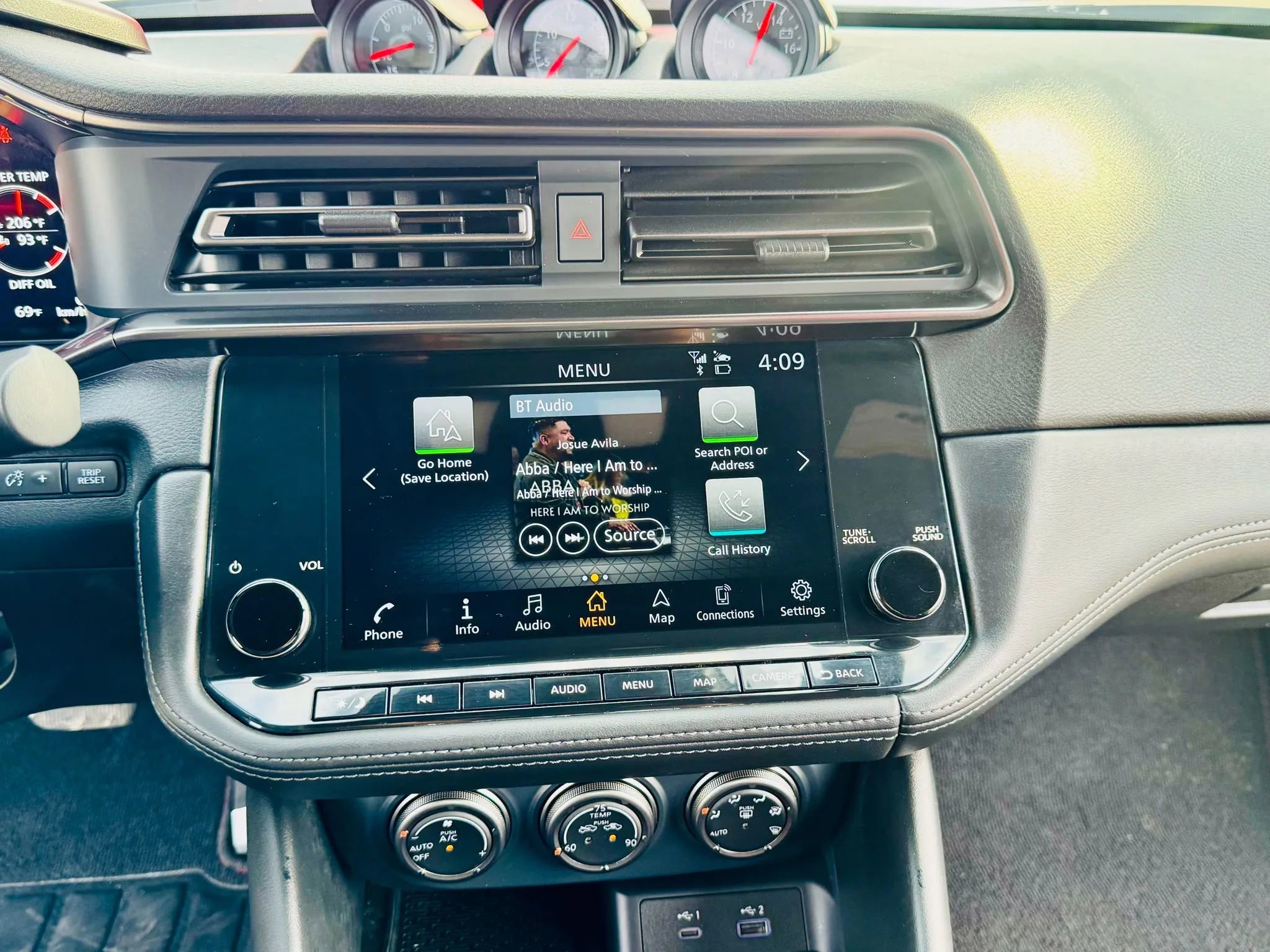 Used 2024 Nissan Z NISMO w/ Floor Mat Package image 48