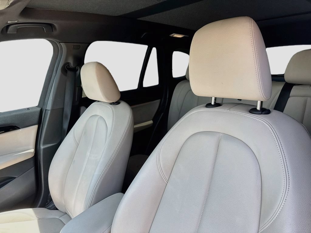 Used 2021 BMW X1 sDrive28i w/ Convenience Package FWD image 12