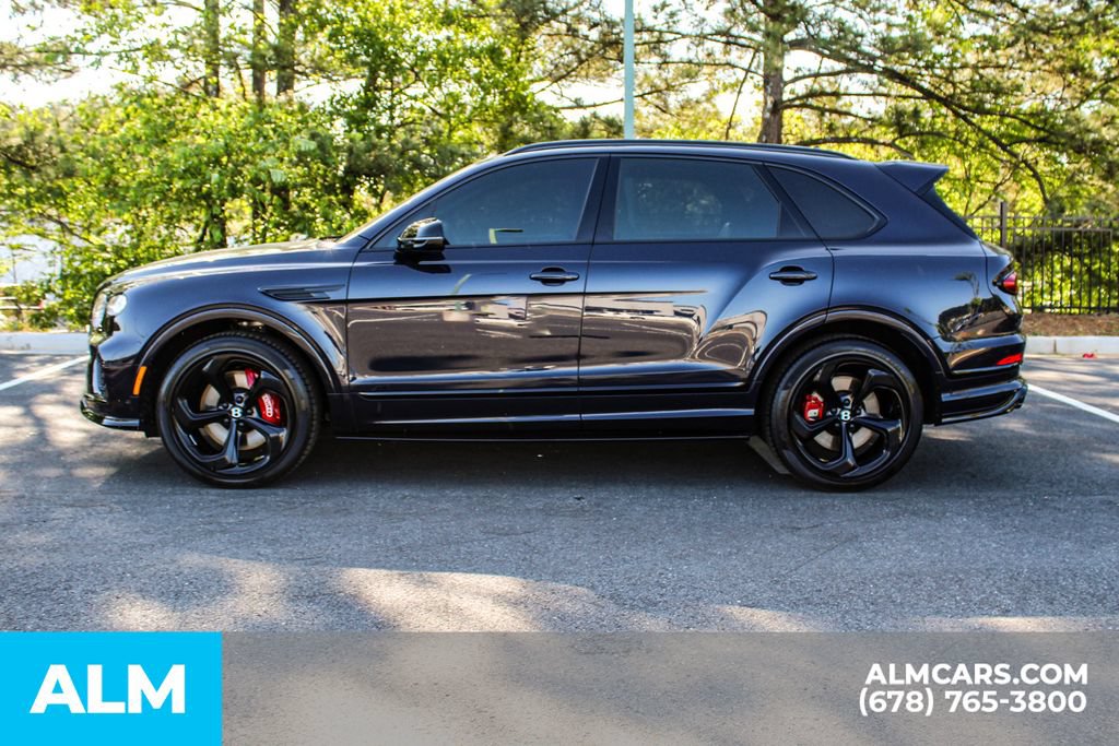 Used 2024 Bentley Bentayga AWD/4WD image 6