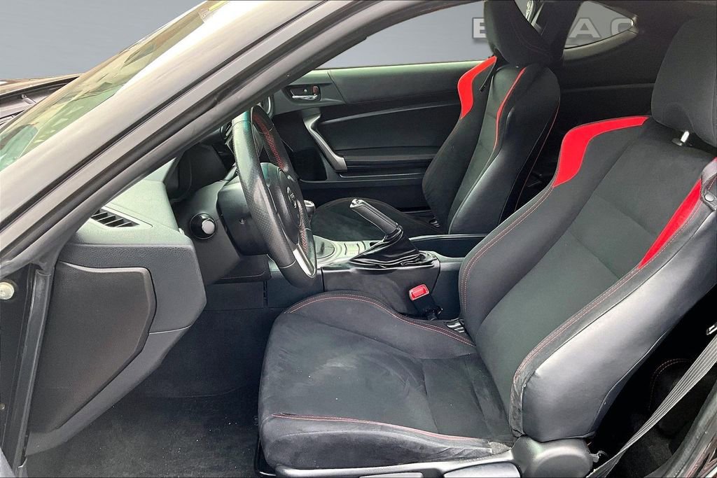 Used 2015 Scion FR-S image 21