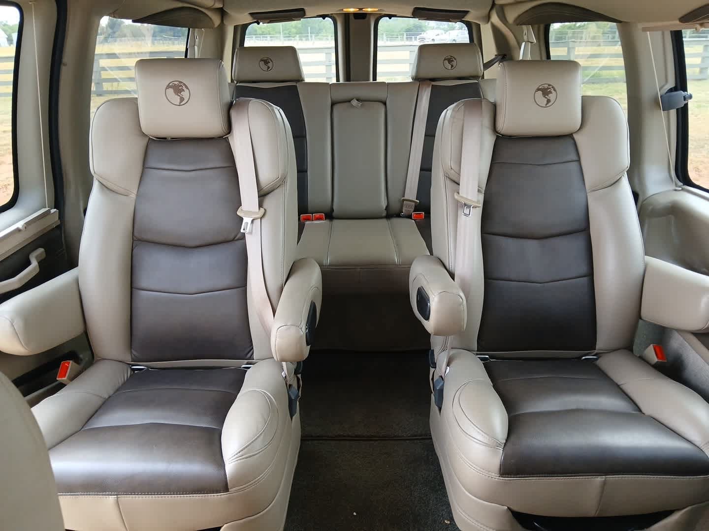 Used 2021 Chevrolet Express 2500 w/ Enhanced Convenience Package RWD image 76