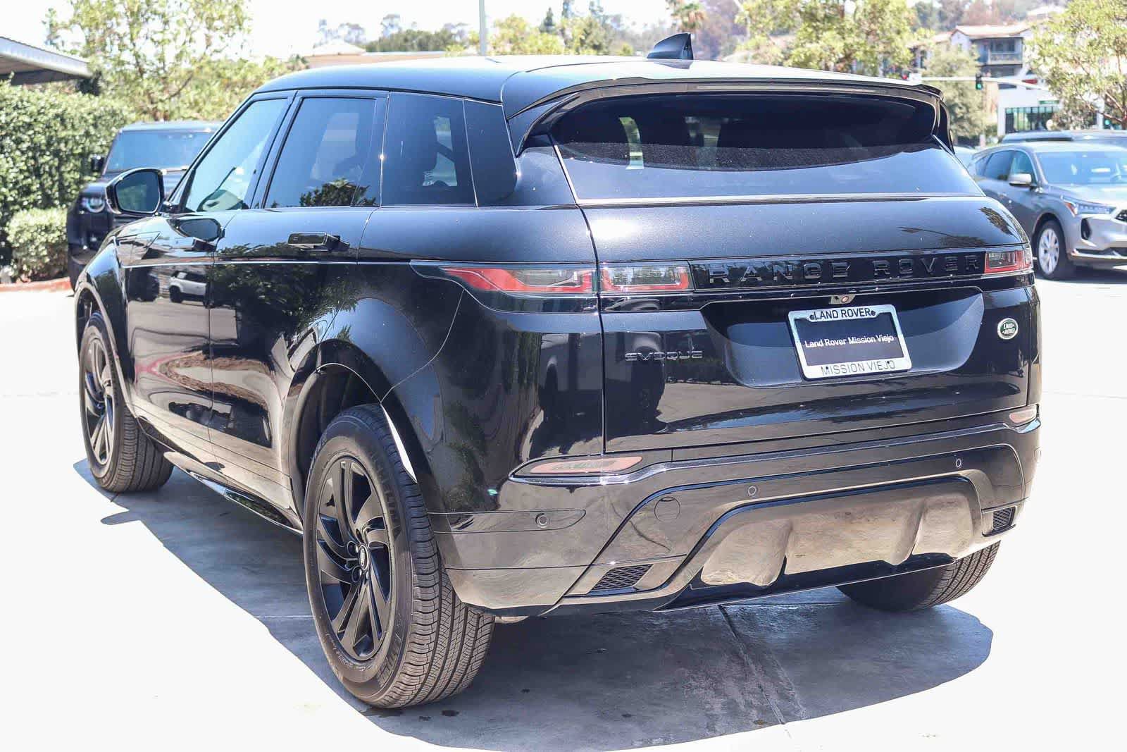 Used 2023 Land Rover Range Rover Evoque R-Dynamic S AWD/4WD image 4