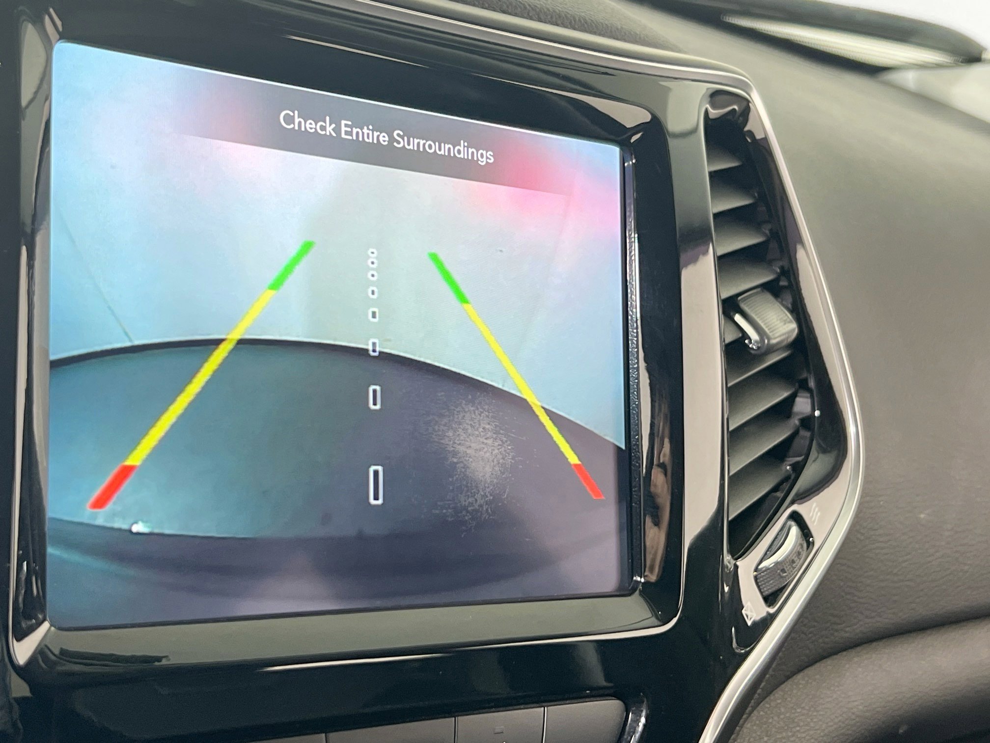 Used 2022 Jeep Cherokee Limited w/ Elite Package image 14