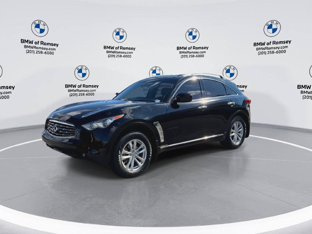 Used 2011 INFINITI FX35 AWD w/ Premium Pkg image 4