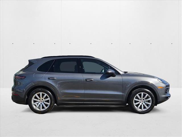 Used 2022 Porsche Cayenne image 4