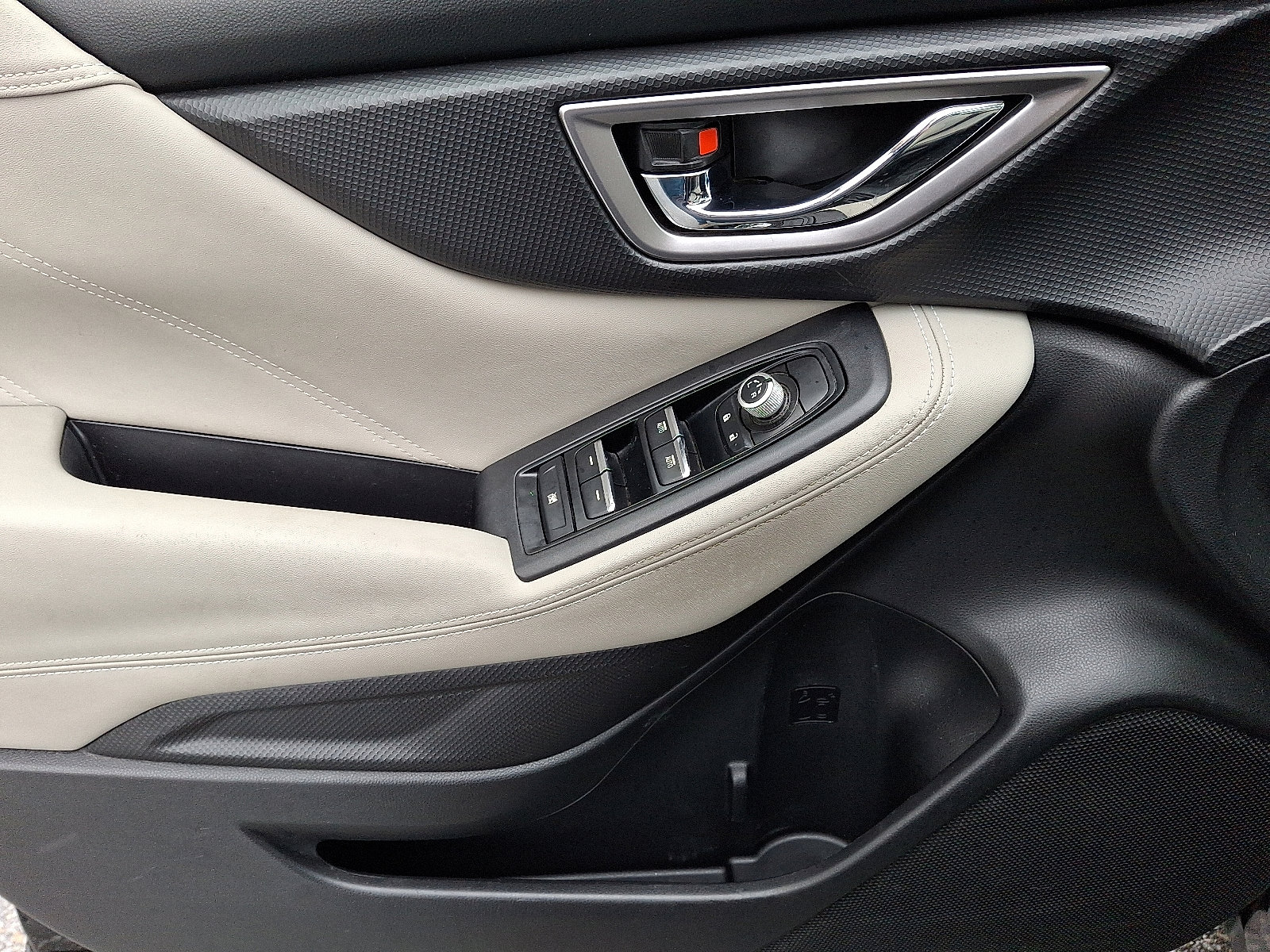 Used 2019 Subaru Forester Limited image 10